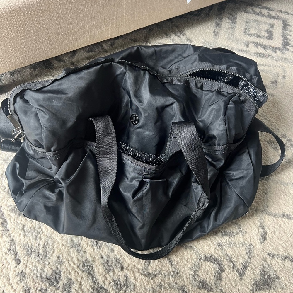 Lululemon bag